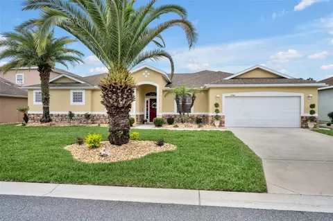 4946 NE 124th Rd, Oxford, FL 34484