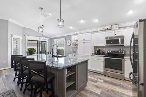 Kitchen - 3860 Underwood St, The Villages, FL 32163 photo 2 of 5