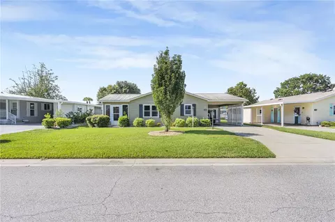 1114 Paradise Dr, Lady Lake, FL 32159