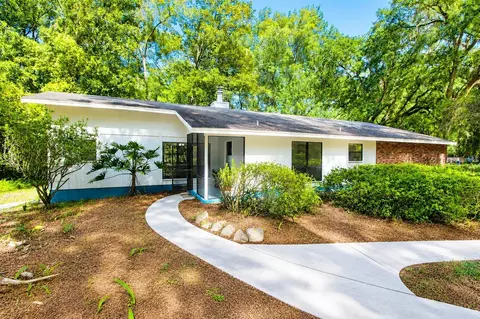 5212 NW 56th Ct, Gainesville, FL 32653