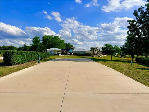 4982 SE 92nd Blvd, Webster, FL 33597 photo 2
