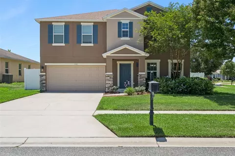3541 Oak Cliff Blvd, Tavares, FL 32778