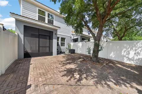 Exterior - 9118 Shepton St, Orlando, FL 32825 photo 4 of 8