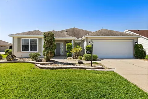 2467 Ambler Cir, The Villages, FL 32162