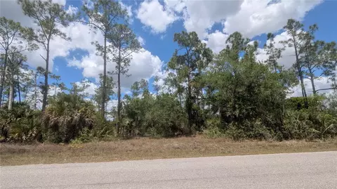 2105 E 9 St, Lehigh Acres, FL 33936 photo 2