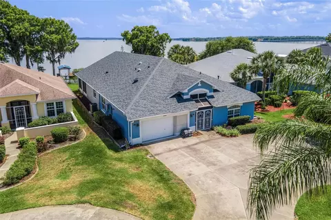 6274 Sailboat Ave, Tavares, FL 32778
