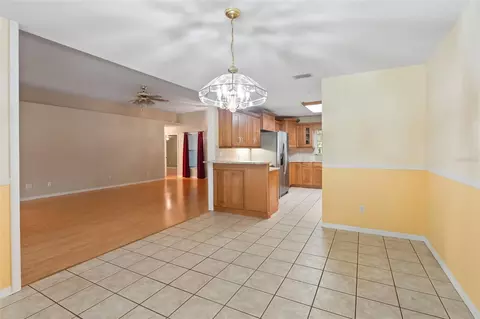 Dining - 1153 Cr 722, Webster, FL 33597 photo 1 of 2