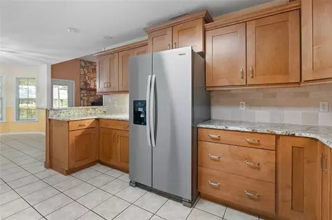 Kitchen - 1153 Cr 722, Webster, FL 33597 photo 3 of 5