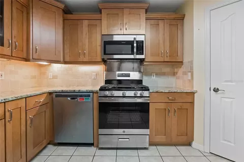 Kitchen - 1153 Cr 722, Webster, FL 33597 photo 5 of 5