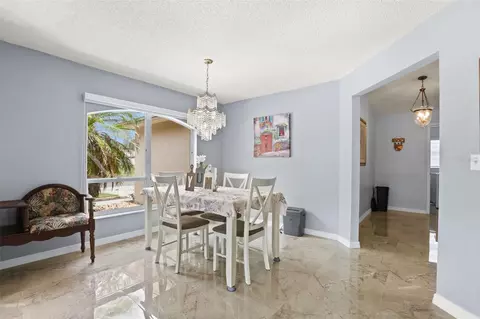 Dining - 329 Lake Daisy Loop, Winter Haven, FL 33884 photo 1 of 1