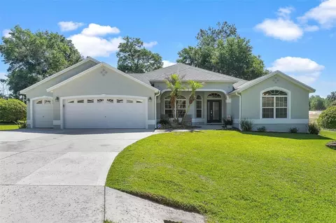 1027 Urico Golf Rd, Lady Lake, FL 32159
