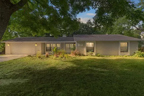 307 W Berckman St, Fruitland Park, FL 34731