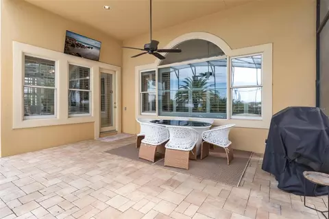 Exterior - 1641 Edgewater Dr, Mount Dora, FL 32757 photo 13 of 16