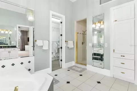 Bath - 1641 Edgewater Dr, Mount Dora, FL 32757 photo 5 of 7