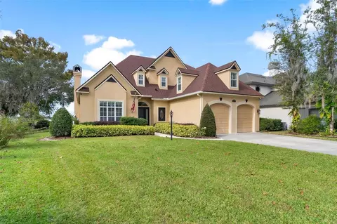 Exterior - 1641 Edgewater Dr, Mount Dora, FL 32757 photo 10 of 16