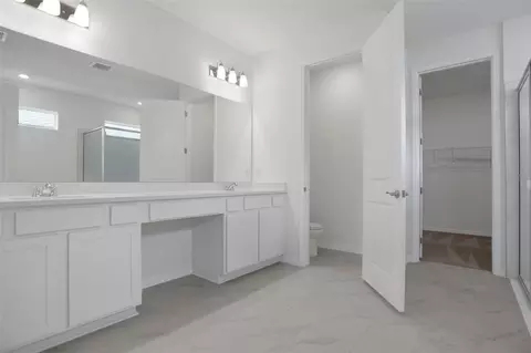 Bath - 7418 Sea Manatee St, Parrish, FL 34219 photo 3 of 5