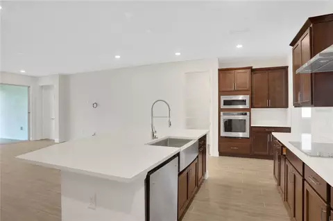 Kitchen - 7413 Sea Manatee St, Parrish, FL 34219 photo 3 of 3