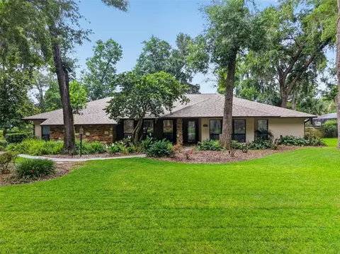 4141 Lake Forest St, Mount Dora, FL 32757