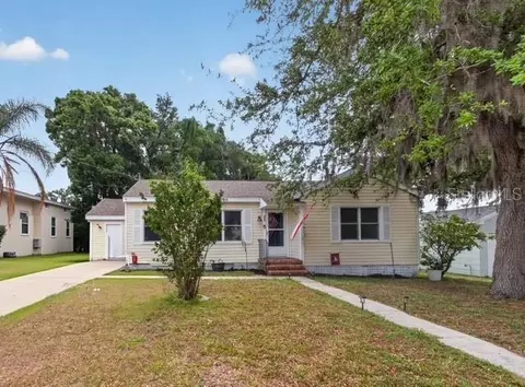 406 S 12th St, Leesburg, FL 34748