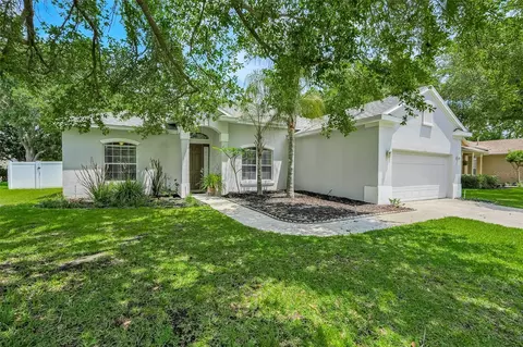 2947 Majestic Isle Dr, Clermont, FL 34711