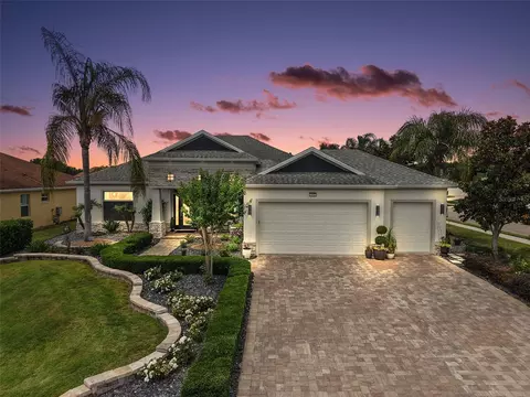 2493 Pawtucket Pass, Mount Dora, FL 32757