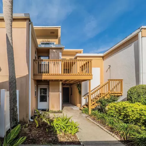 1051 S Highland St #7E, Mount Dora, FL 32757