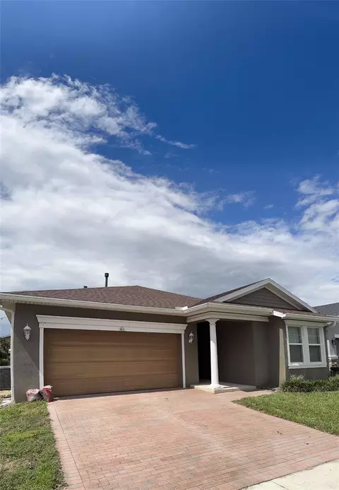 903 Tidal Pond Dr, Groveland, FL 34736