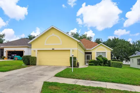 25206 Ormond Ct, Leesburg, FL 34748