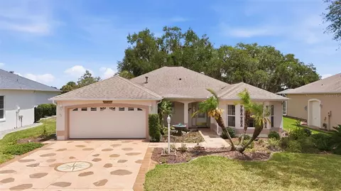 1344 Augustine Dr, The Villages, FL 32159
