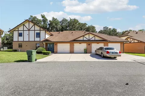 100 E Oak Terrace Dr #D2, Leesburg, FL 34748