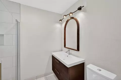 Bath - 39 Forest Ln, Eustis, FL 32726 photo 1 of 3