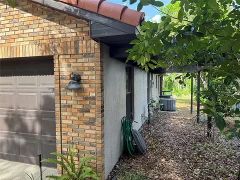 Exterior - 39 Forest Ln, Eustis, FL 32726 photo 11 of 17