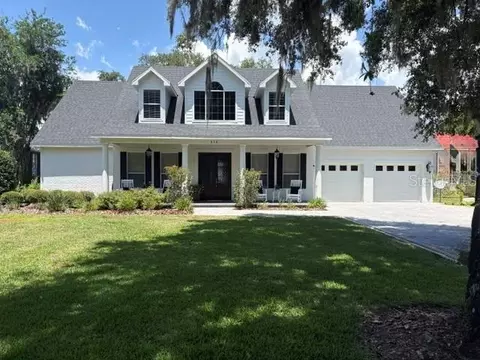 113 Island Dr, Howey In The Hills, FL 34737