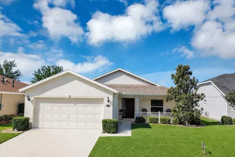 27103 Roanoke Dr, Leesburg, FL 34748
