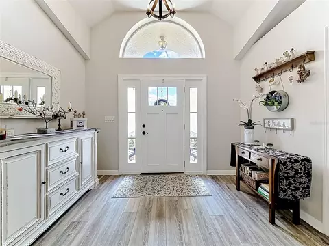 Entry Way - 3025 SE 41st St, Ocala, FL 34480 photo 2 of 2