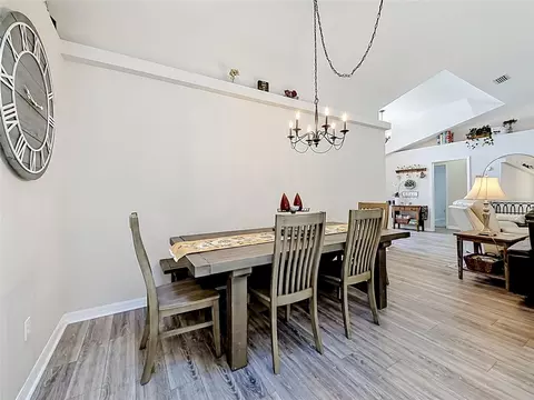 Dining - 3025 SE 41st St, Ocala, FL 34480 photo 1 of 2