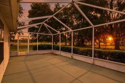 2993 Poplar Ave, Leesburg, FL 34748