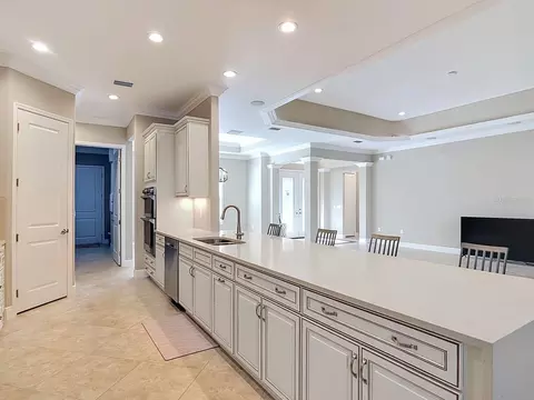 Kitchen - 8461 Bridgeport Bay Cir, Mount Dora, FL 32757 photo 1 of 4