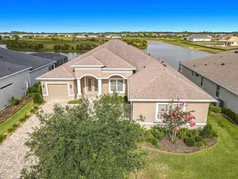 8461 Bridgeport Bay Cir, Mount Dora, FL 32757