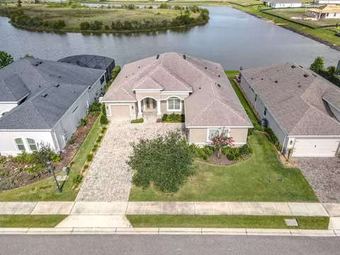 8461 Bridgeport Bay Cir, Mount Dora, FL 32757