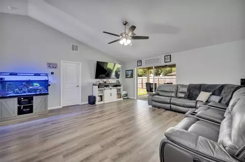 Other - 40610 E Fourth Ave, Umatilla, FL 32784 photo 3 of 10