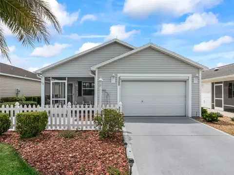 1388 Viola Ct, The Villages, FL 32163