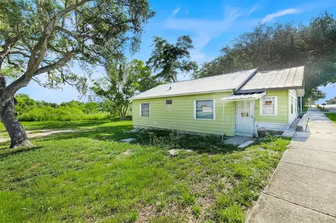 2104 South St, Leesburg, FL 34748