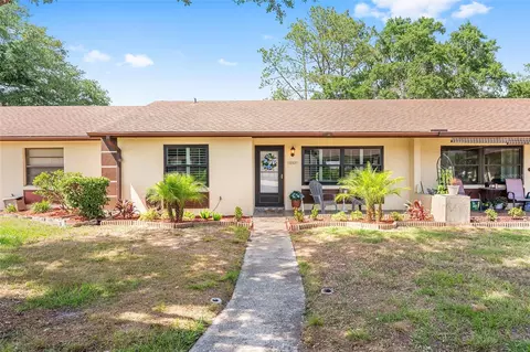 12531 Orangewood Ct, Tavares, FL 32778