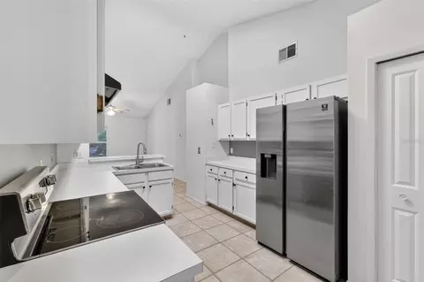 Kitchen - 131 Madrona Dr, Eustis, FL 32726 photo 4 of 5