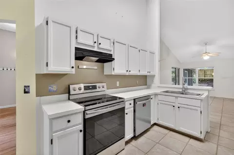 Kitchen - 131 Madrona Dr, Eustis, FL 32726 photo 2 of 5