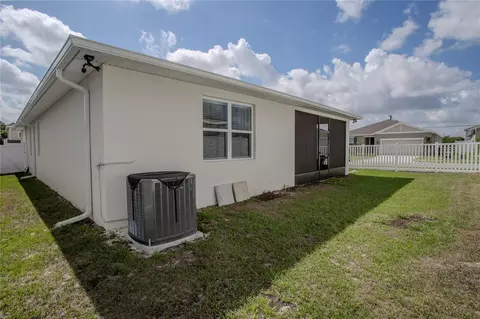 Exterior - 2303 Jagger Ln, Eagle Lake, FL 33839 photo 4 of 10