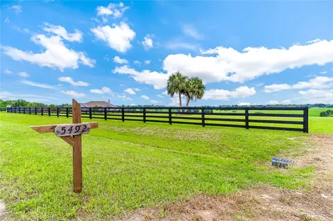 5492 Nantahala Ln, Lady Lake, FL 32159