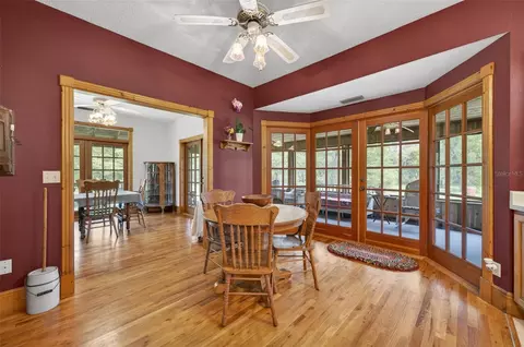 Dining - 20621 Shady Oak Ln, Eustis, FL 32736 photo 3 of 4
