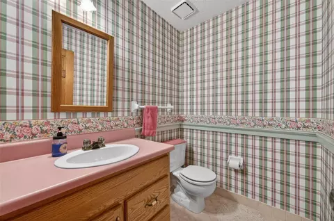 Bath - 20621 Shady Oak Ln, Eustis, FL 32736 photo 5 of 5